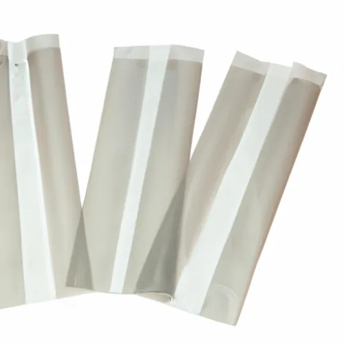 Picture 2: An assortment of colorful produce bags with drawstring closures, ideal for keeping food fresh and organized in the refrigerator. Say goodbye to disposable cling film and switch to these reusable bags for a more eco-friendly kitchen.